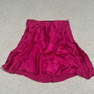 NWT hot pink ZARA skirt. Size Large.